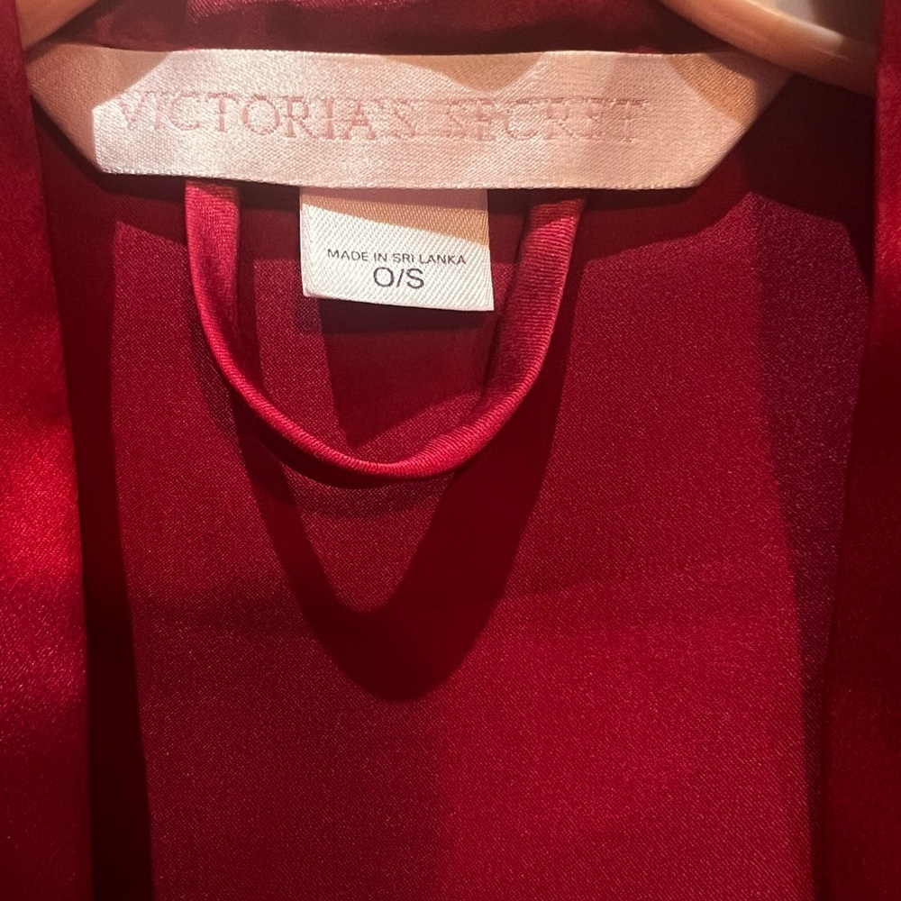 Victoria Secret Short Robe/Kimono - Picture 2 of 5